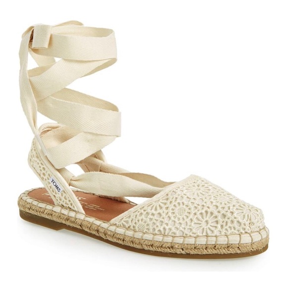 Toms Shoes - NWOT TOMS White Bella Espadrille Shoes Size 7